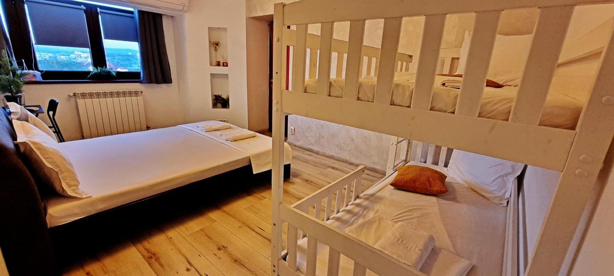 City Center Privat-Sauna Familyconcept Яш Екстериор снимка