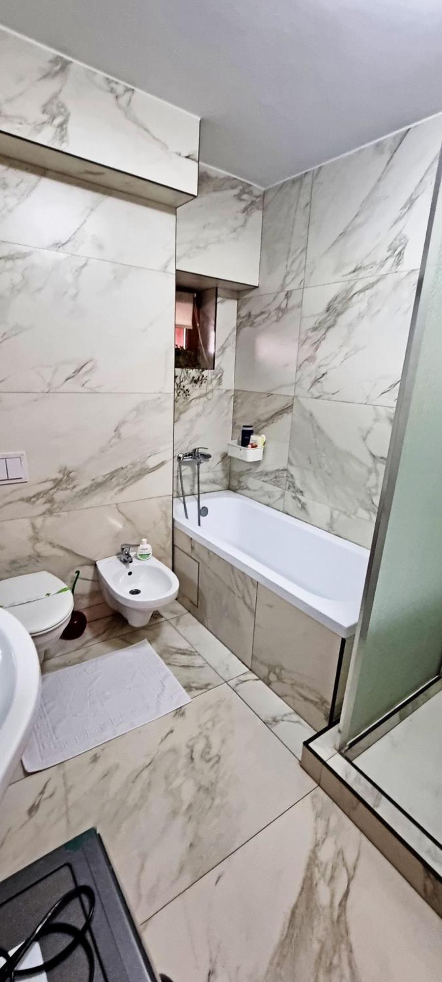 City Center Privat-Sauna Familyconcept Яш Екстериор снимка